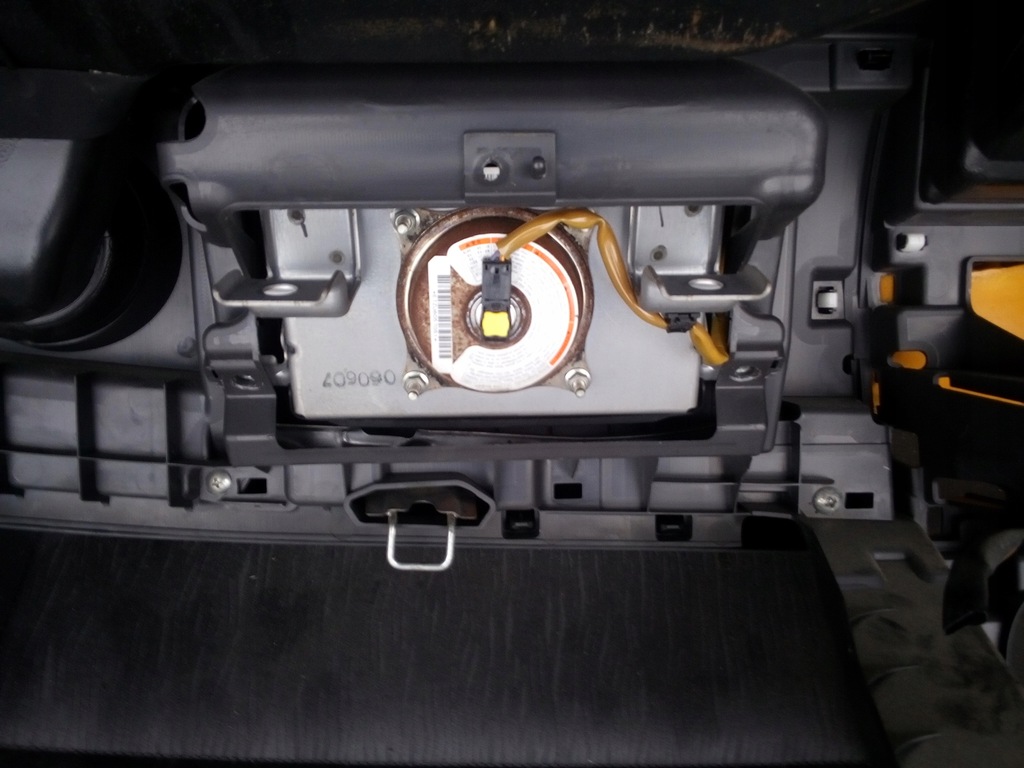 фото №12, Suzuki swift iv mk6 приборная панель приборная подушка