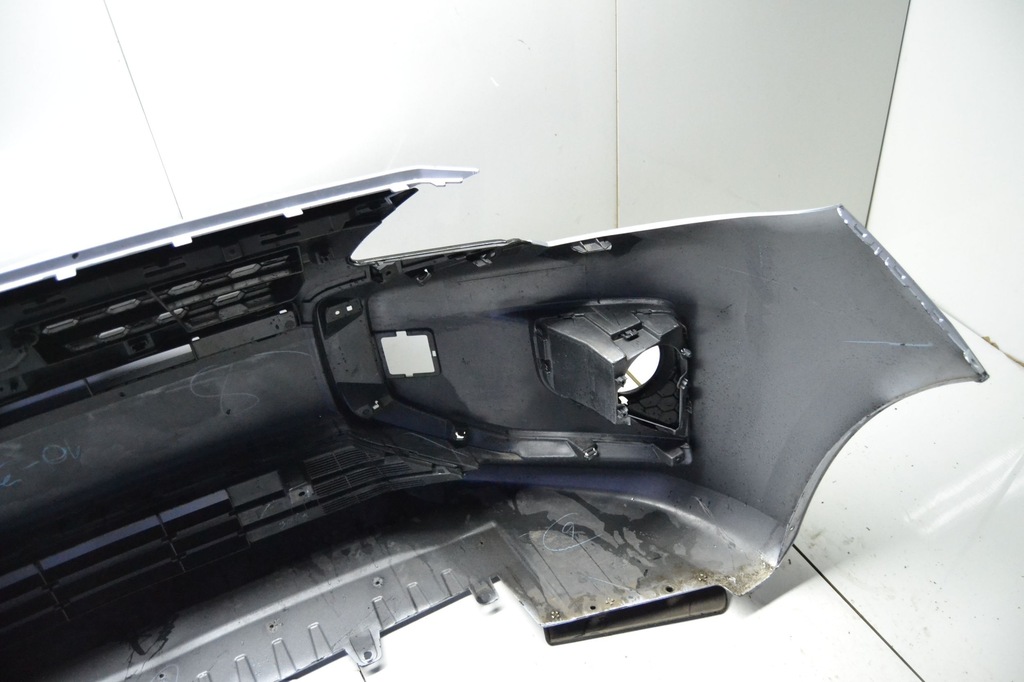 фото №6, Mitsubishi space star 2020 бампер передний