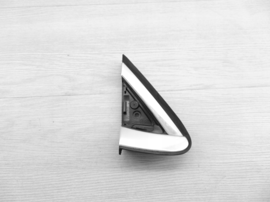 фото №1, Citroen ds4 треугольник защита заглушка крыла правая