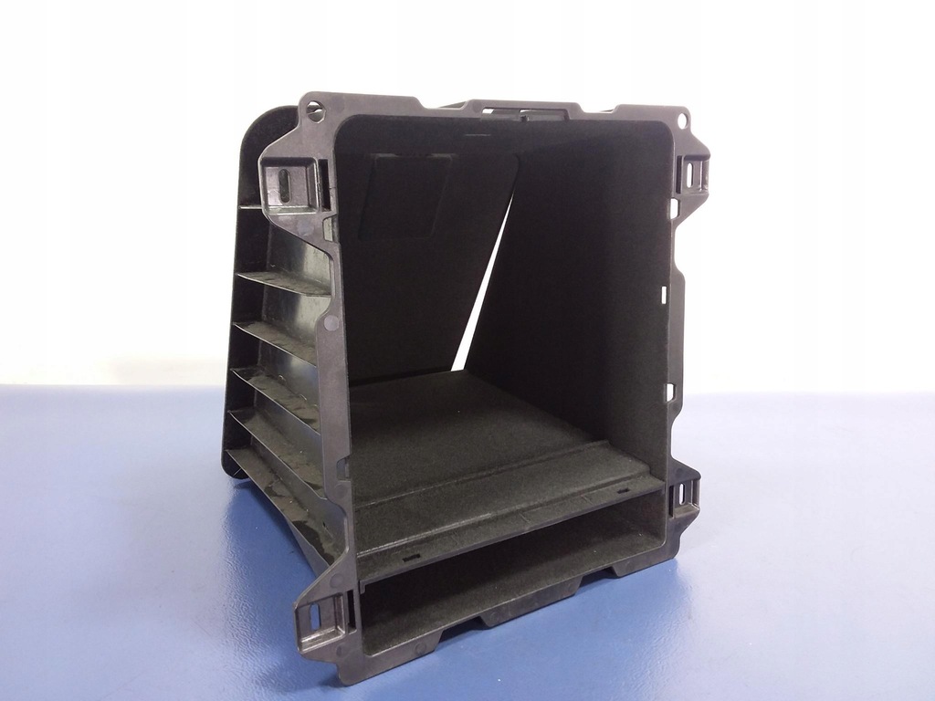 фото №5, Audi a8 d4 4h корпус бардачок na аптечка