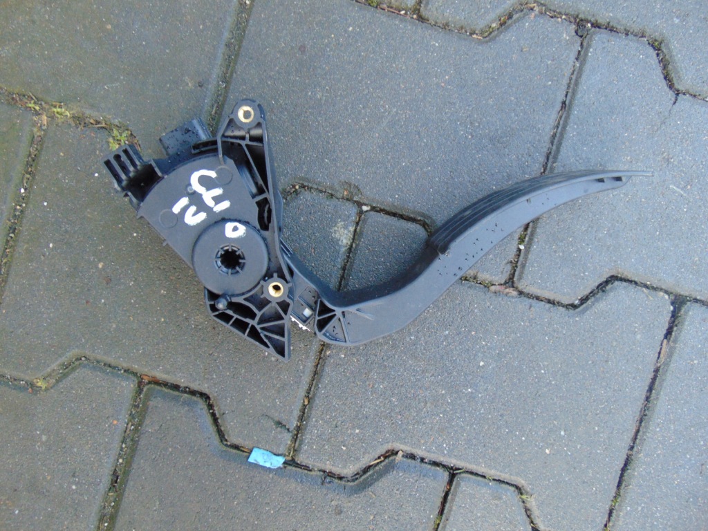 фото №2, Педаль газу renault clio iv 180029347r