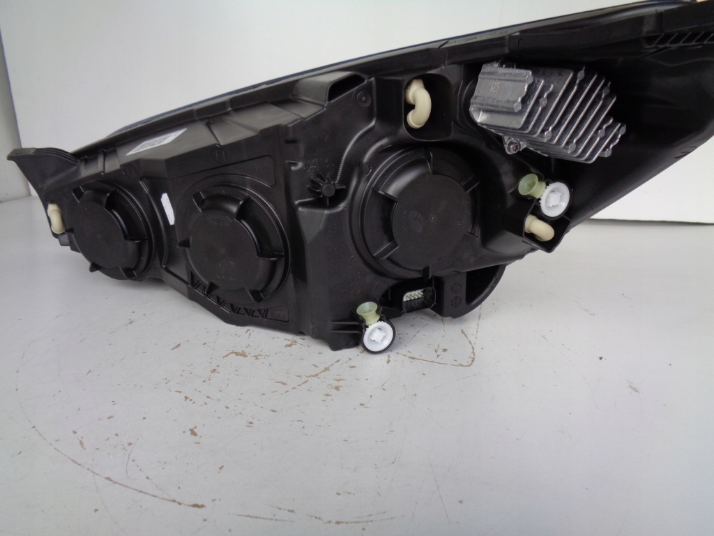Фара правий фара ford focus mk4 18- led Недорого