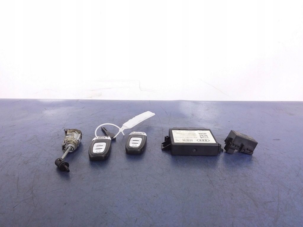 фото №4, Audi a8 d4 замок запалювання ключ pilot kessy