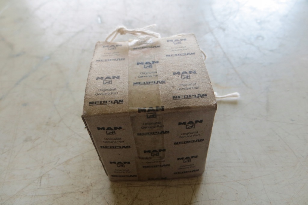 Фильтр топлива man 51.12503-0062 оригинальный номер с Разборки