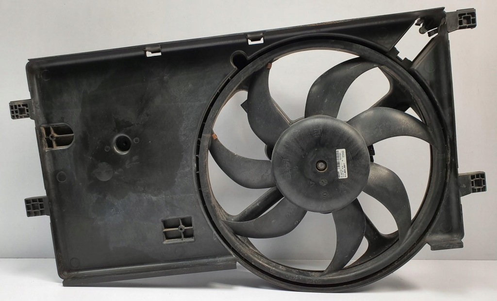 Вентилятор радіатора fiat fiorino 1.3 jtd 51780703 в Україні