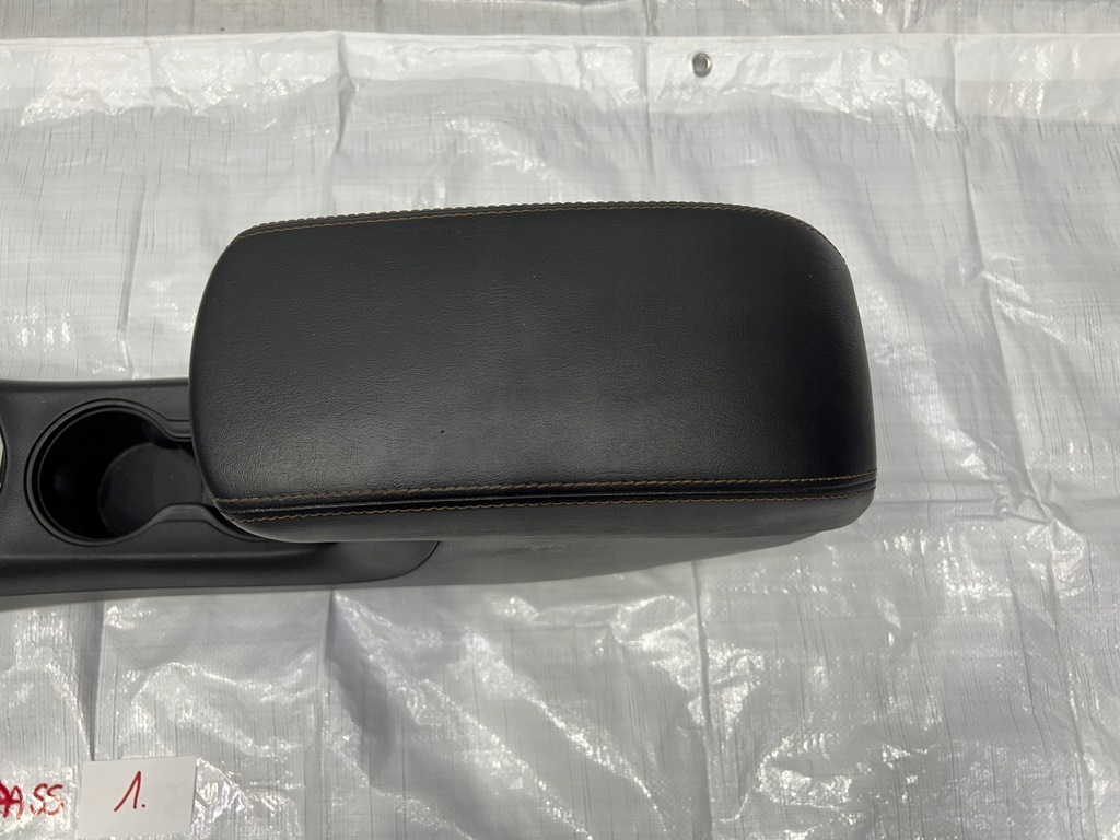 фото №2, Jeep compass ii подлокотник