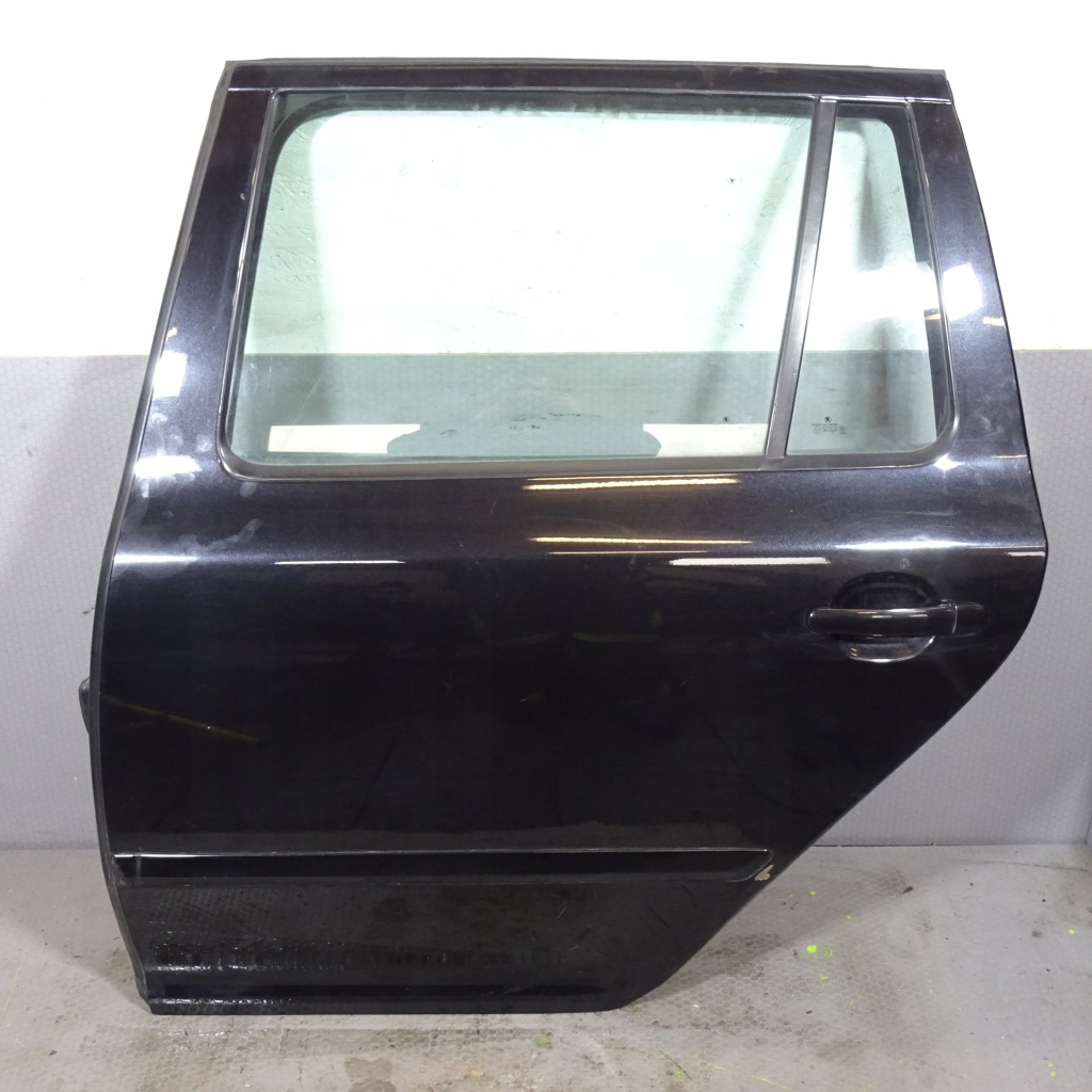 фото №1, Skoda octavia ii lift kombi дверь задняя левая lf9r