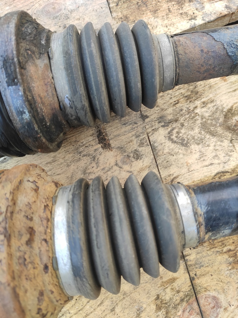 фото №8, Audi q7 4l 3.0tdi touareg приводной вал шарнир левый правый задняя целая оригинал