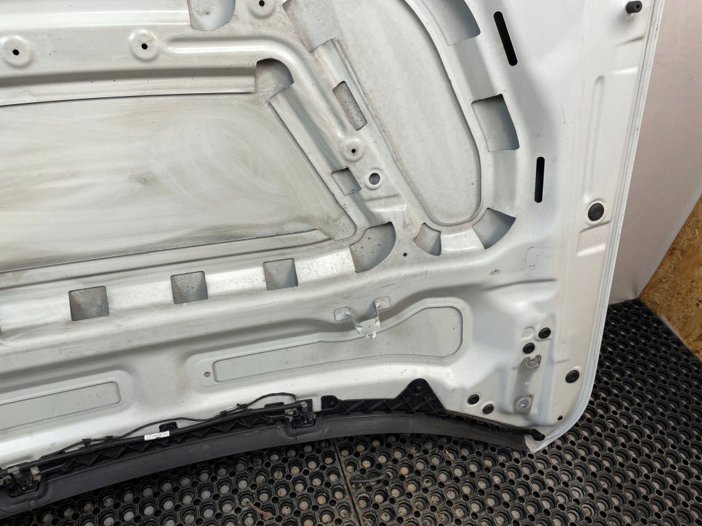 Капот крышка двигателя перед bmw x1 e84 код лакокрасочного покрытия: 300 alpinweiss 2009- Недорого