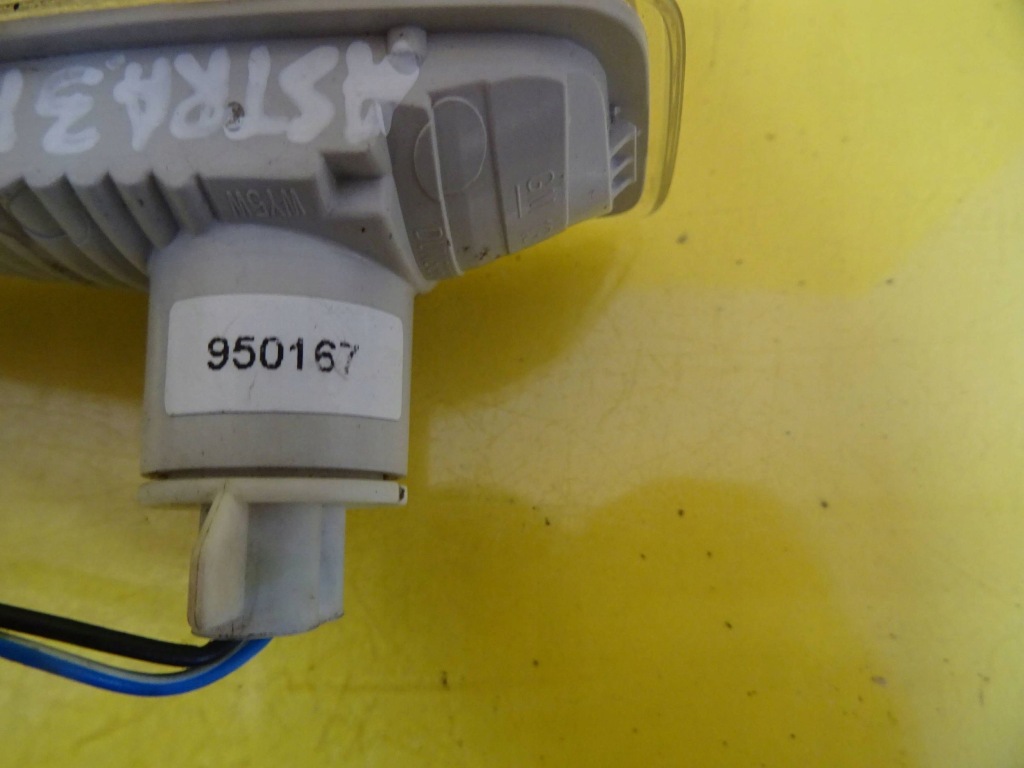 Поворотник поворотник крила передній лівий opel astra h 13491088 nr63 Недорого