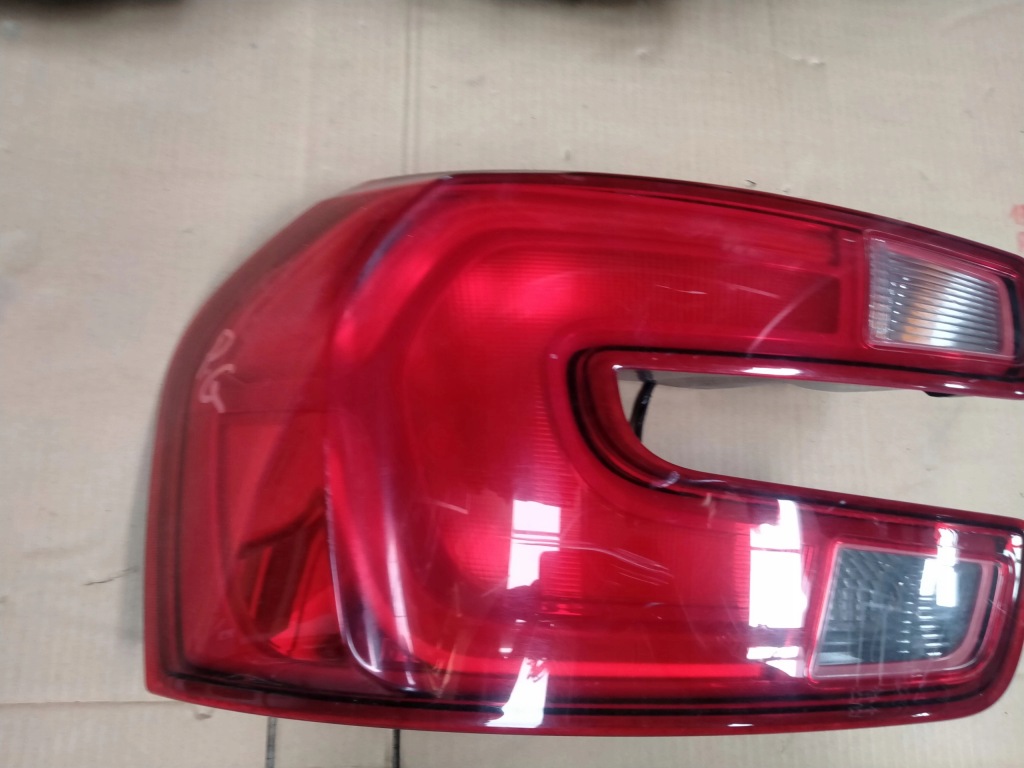 фото №1, C4 grand picasso ii лампа задня ліва