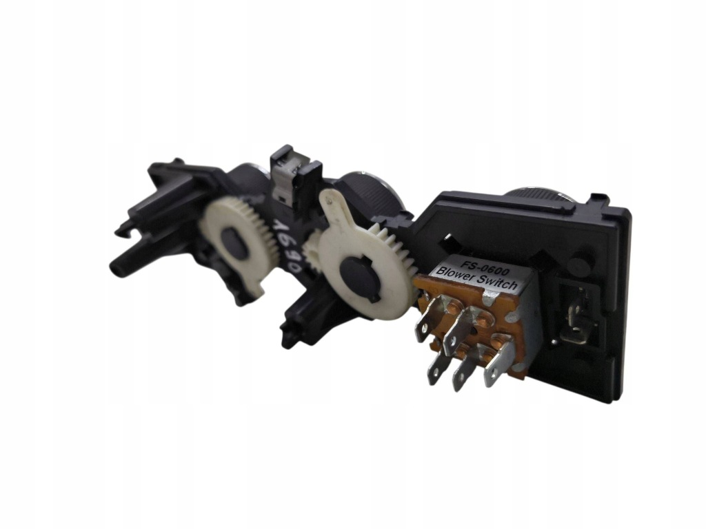 2017 ligier js 50 панель кондиционера 34030162 Недорого