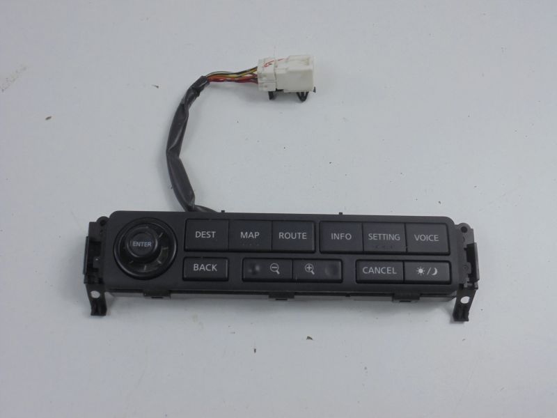 фото №8, Nissan murano i z50 панель навигации 28395cc000