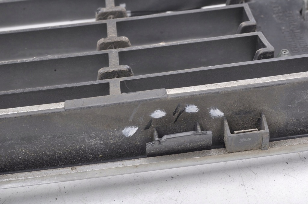 фото №16, Volvo c30 решётка радиатора решётка радиатора решётка радиатора 30657194