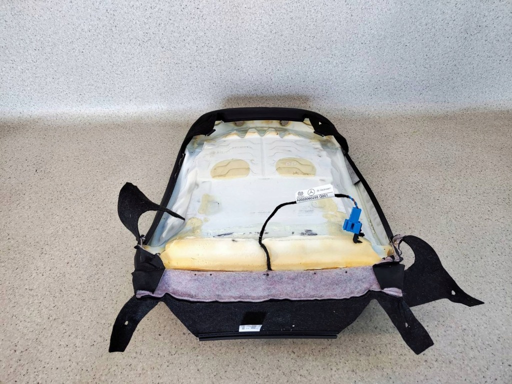 фото №6, Спинка оббивка сидіння губка правий перед mercedes c w205 c205