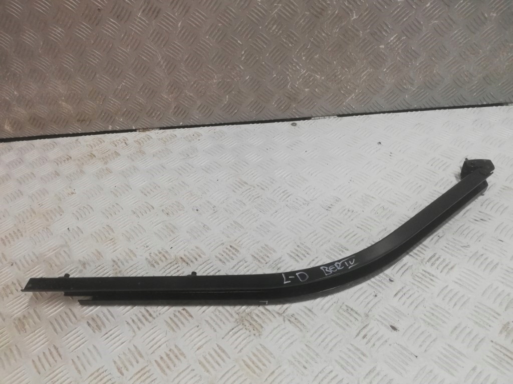 фото №1, Combo e berlingo iv rifter направляющая левая нижняя