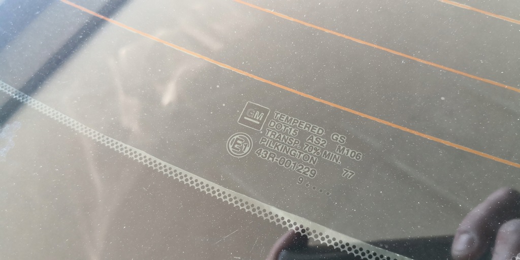 фото №6, Стекло задняя задняя оригинал camaro 2009-2015