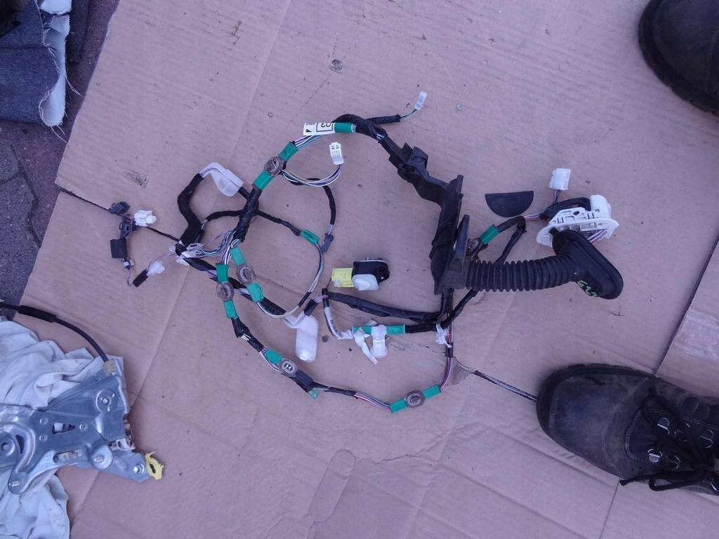 фото №8, Жгут электропроводка дверь правый перед toyota corolla e21
