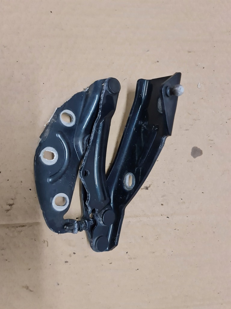 фото №1, Петля капот vw phaeton правый 3d0823302d