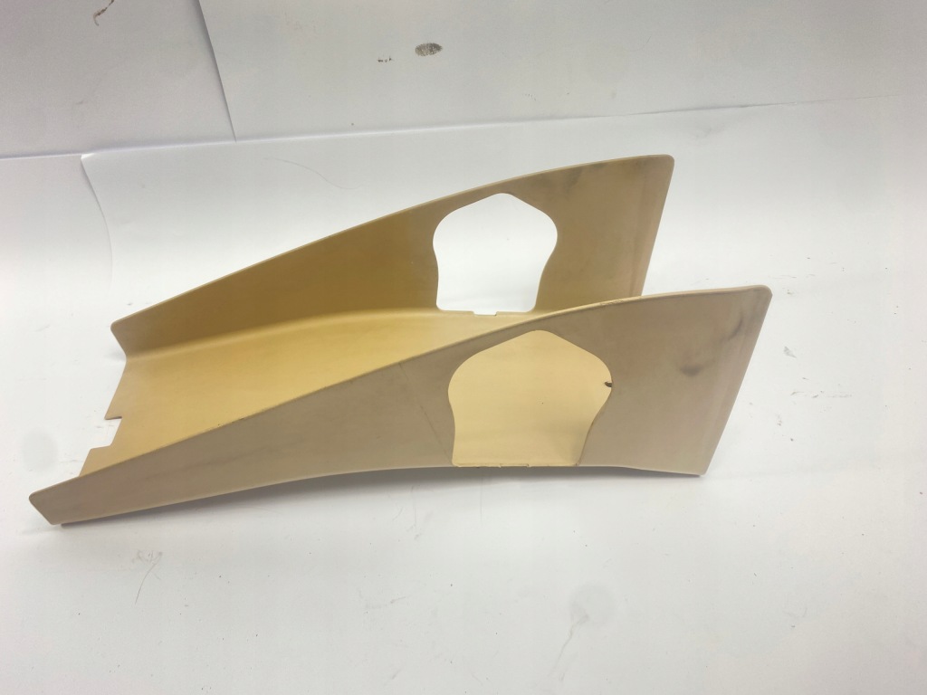 Купить Пластик подлокотник задний  mercedes w124 ce купе бежевый кремовый 1249240237