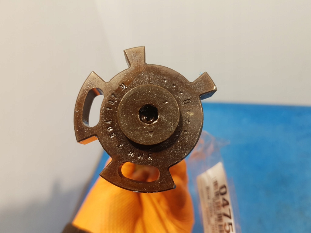 фото №8, Bmw 7 e65 3.6 v8 вал распределительного вала выпускной левый 7504152 n62b36a