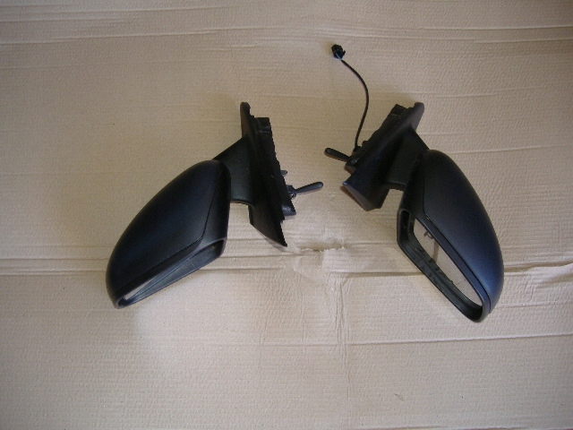 фото №1, Smart forfour 453 зеркало правое 2 контакты левая