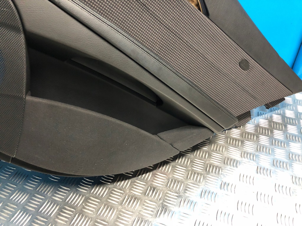 фото №9, Mercedes w211 оббивка обшивка двері правий задня