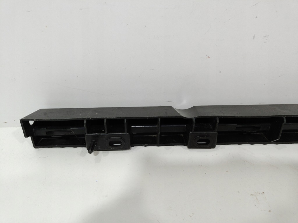 Купити Кронштейн  кронштейн порога  лівий передні  volvo xc90 2 32216523