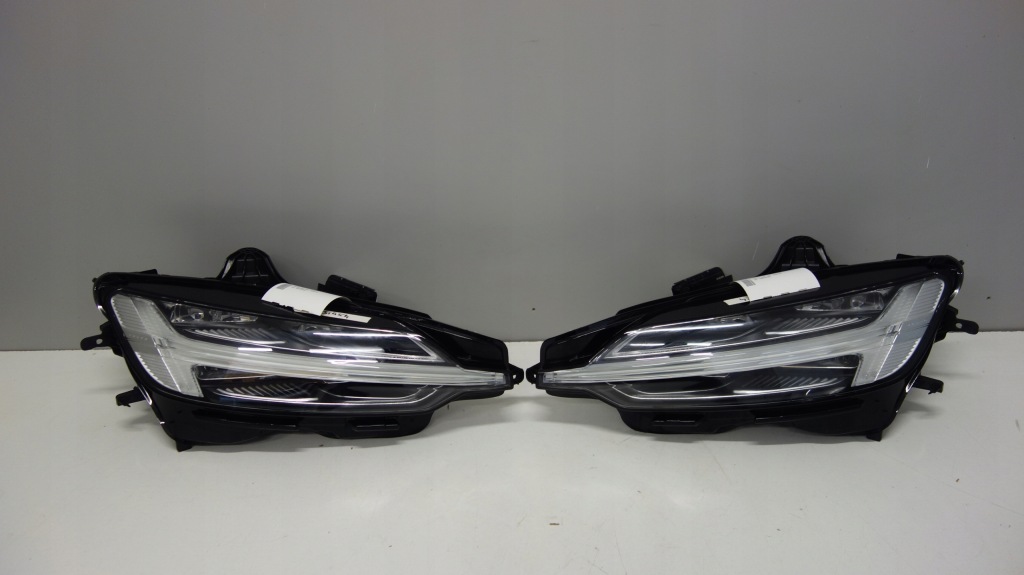 Купить Volvo s60 v60 18- фара фонари перед led uk