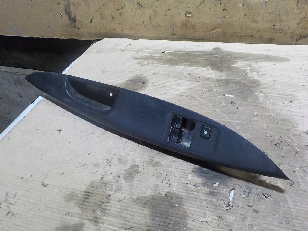 фото №4, Space star 1.0 панель вікон ліва передні двері