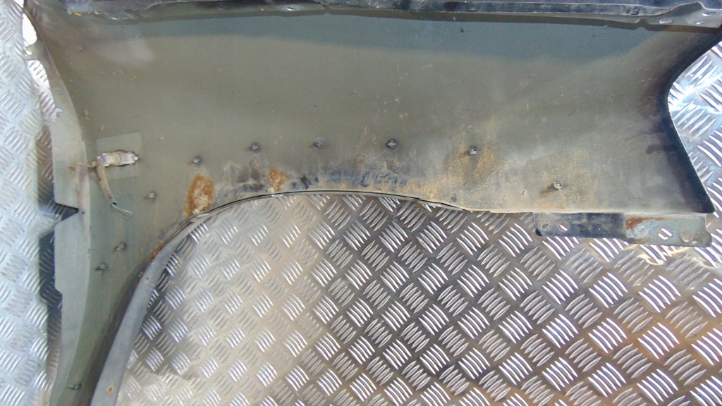 фото №10, Mazda tribute передній крила правий лівий перед a3f