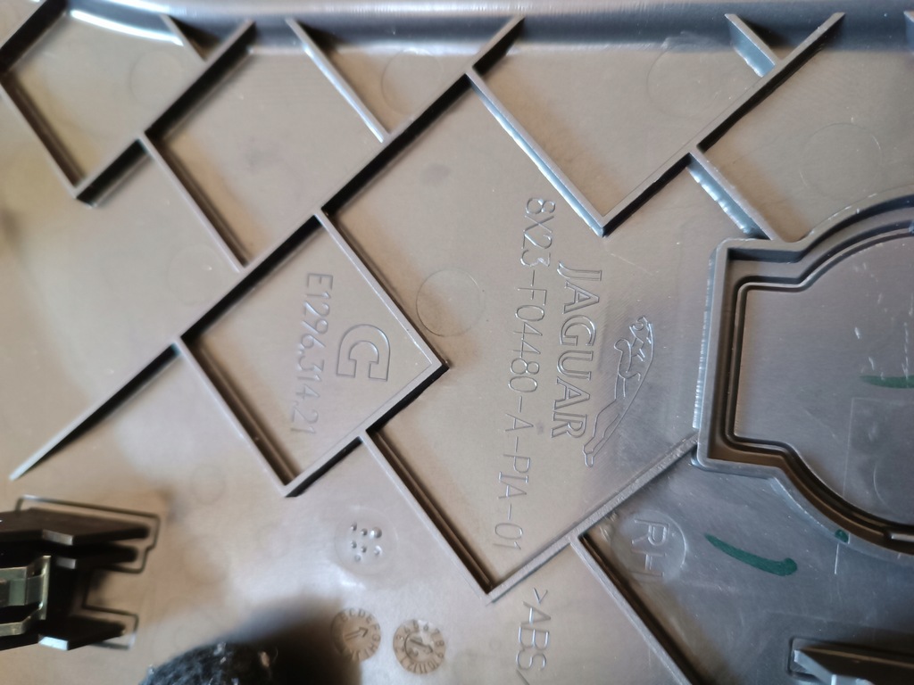 фото №12, Jaguar xf x250 защита заглушка панели консоли левая правая комплект