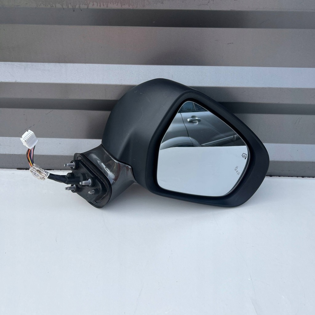 фото №1, Suzuki sx4 s-cross зеркало правое e8026529