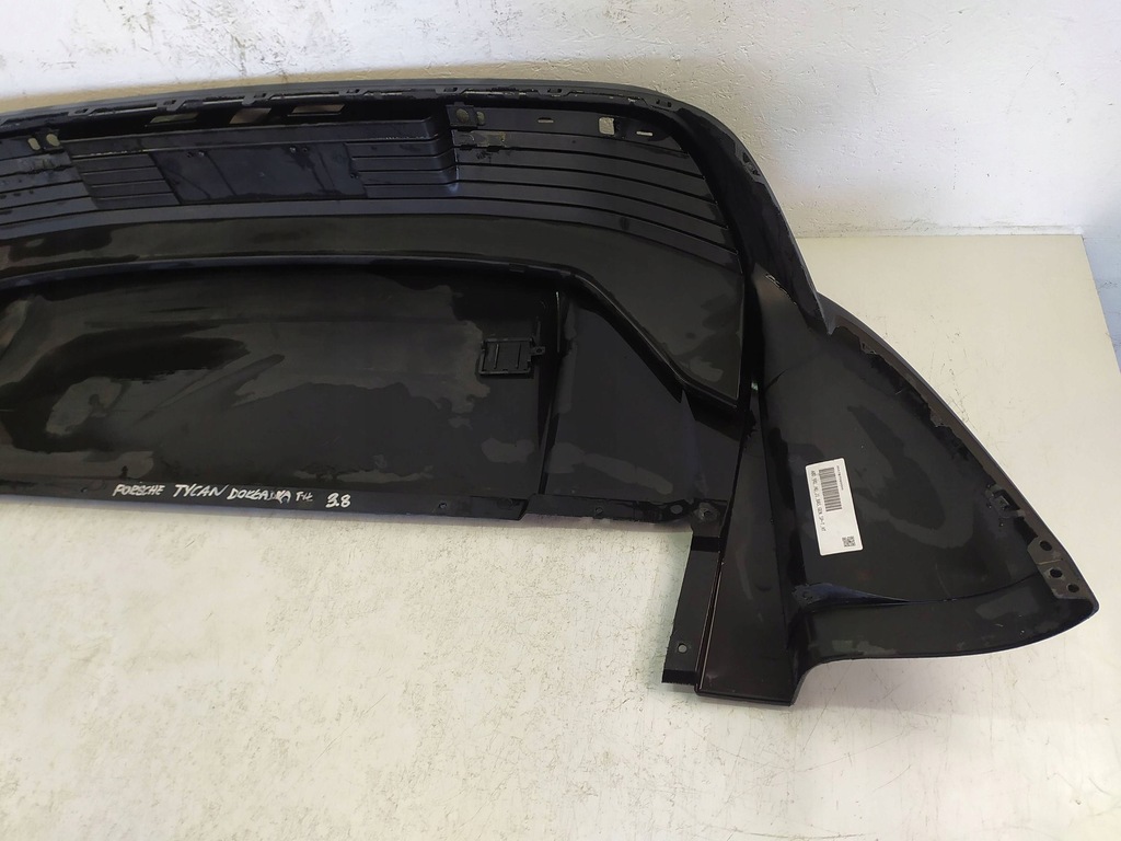 фото №13, Накладка дифузор бампер задня porsche taycan 9j1 9j1807983f