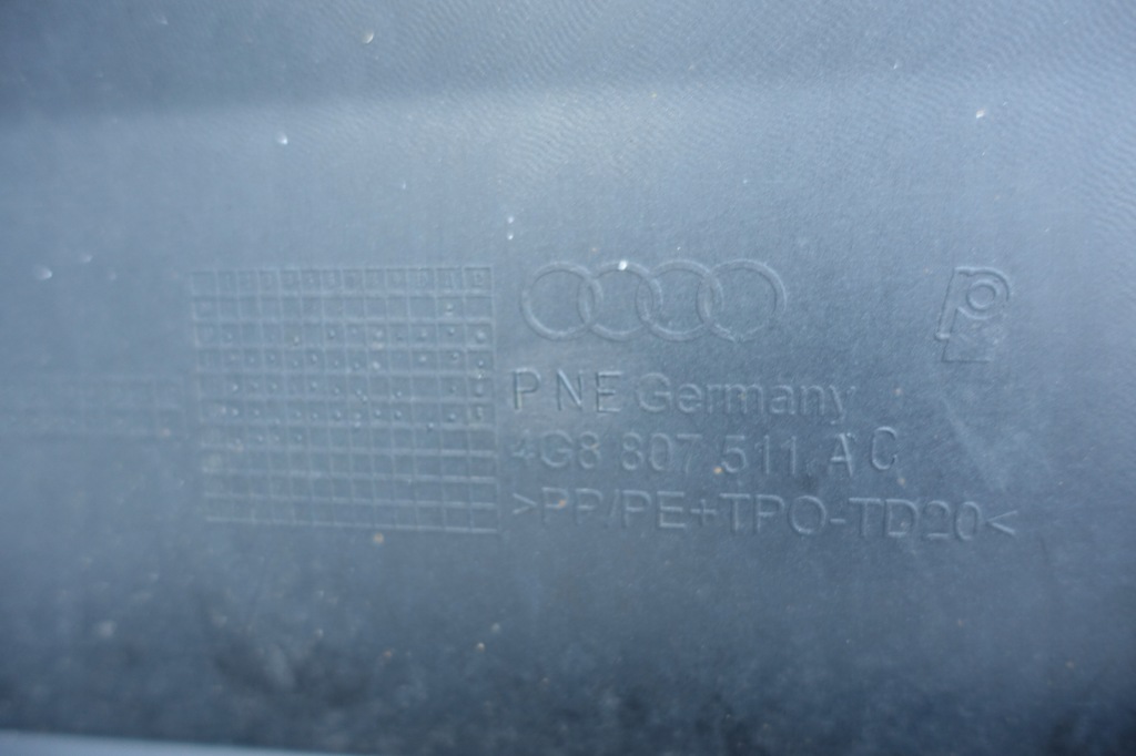 Audi a7 4g8 usa s-line бампер задня задній pdc лампа габаритна Київ