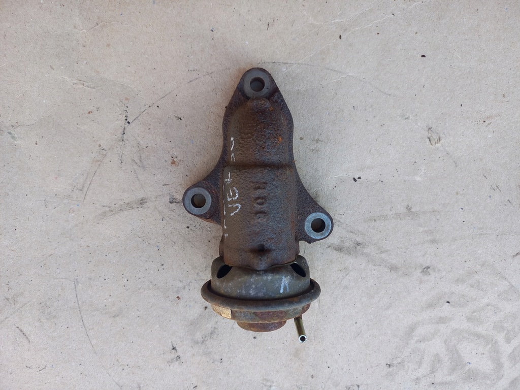 фото №1, Toyota yaris yaris verso клапан egr 1.4 d4d