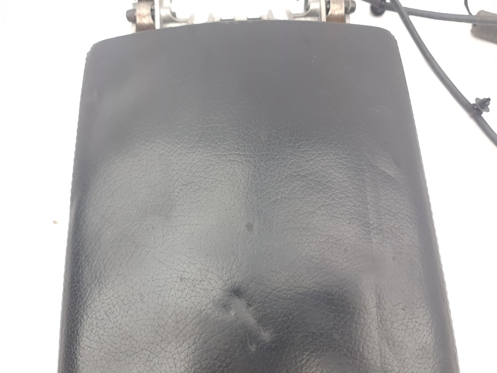 фото №16, Mercedes-benz s w221 2007 подлокотники