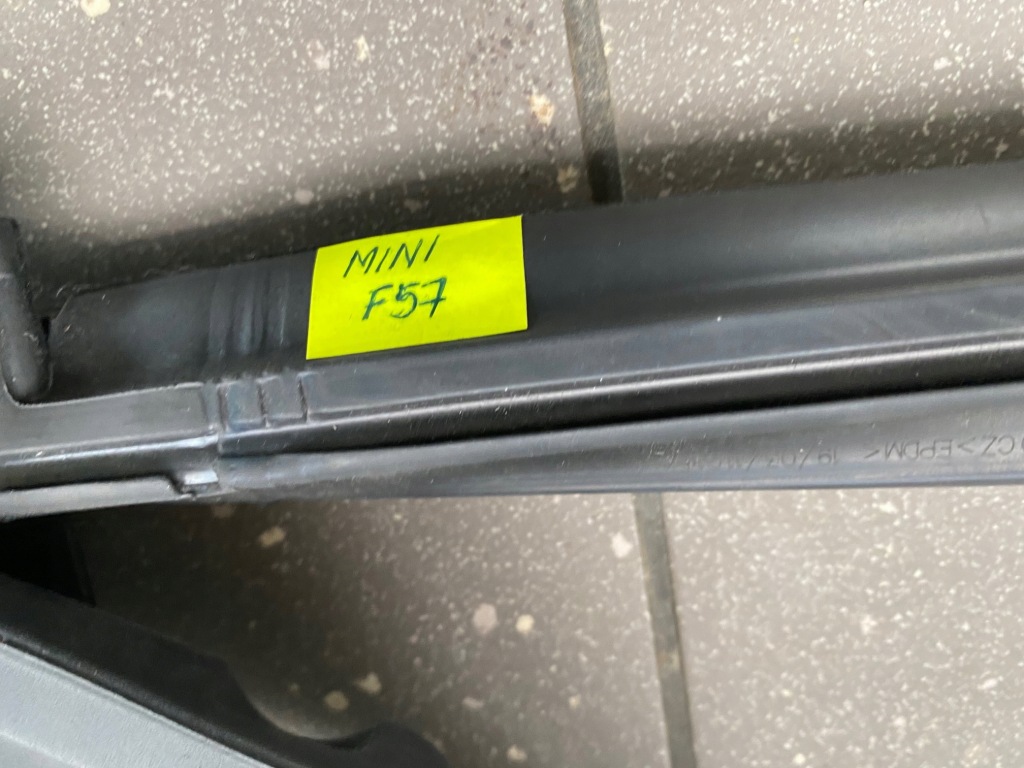 фото №3, Прокладка двері права mini cooper f57 7299990