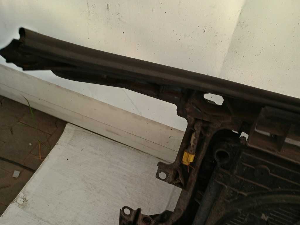 Ремень передний усилитель передний audi a3 8p рестайлинг  2.0 tdi 170km 8p0805594c Цена