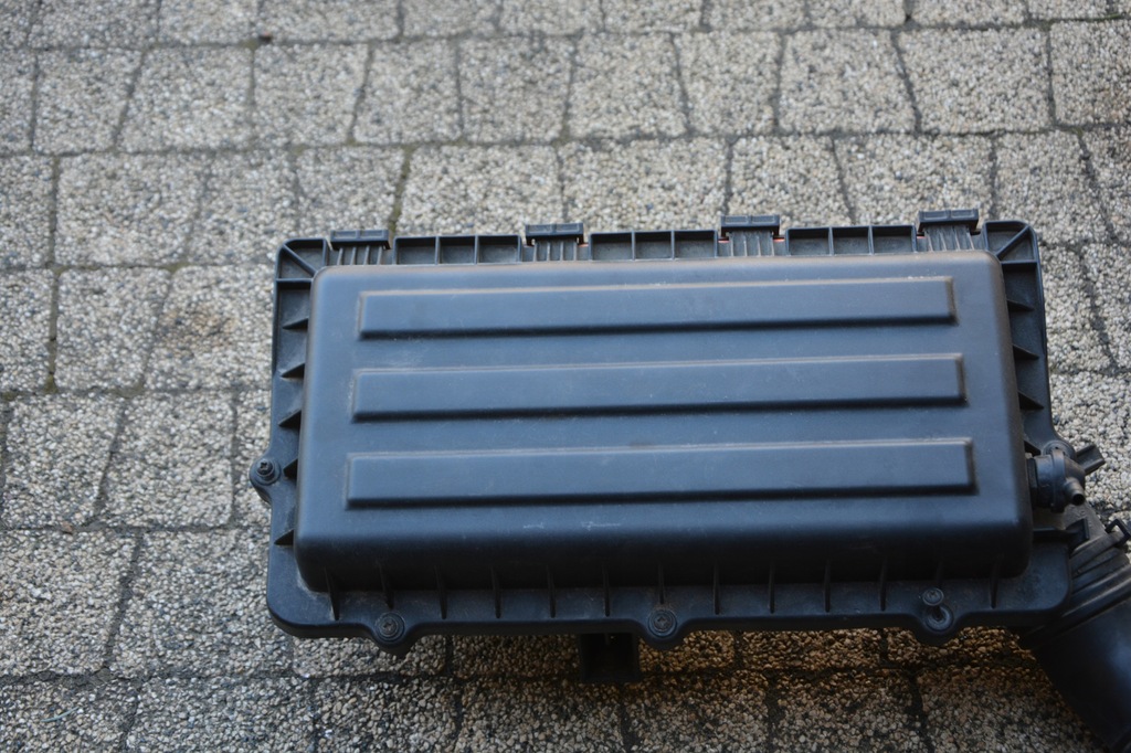 фото №2, Корпус фільтра повітря vw polo 6r 036129611cd