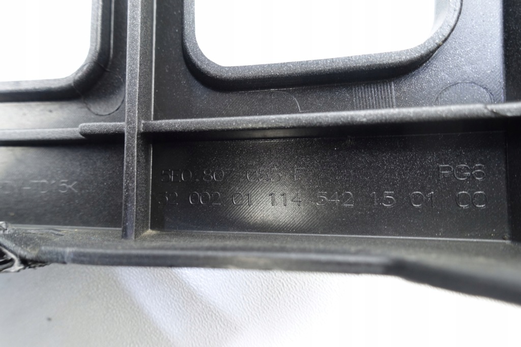 фото №10, Напрямна бампера лівий перед skoda octavia iii 5e0