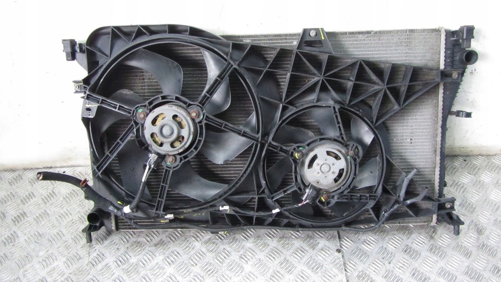 фото №1, Trafic vivaro ii 2.0 вентилятор радіатор 06-