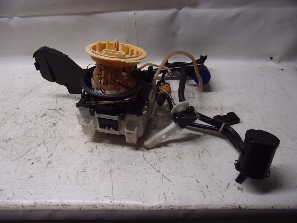 Насос топливной  a4 b9 8w0919088k Цена