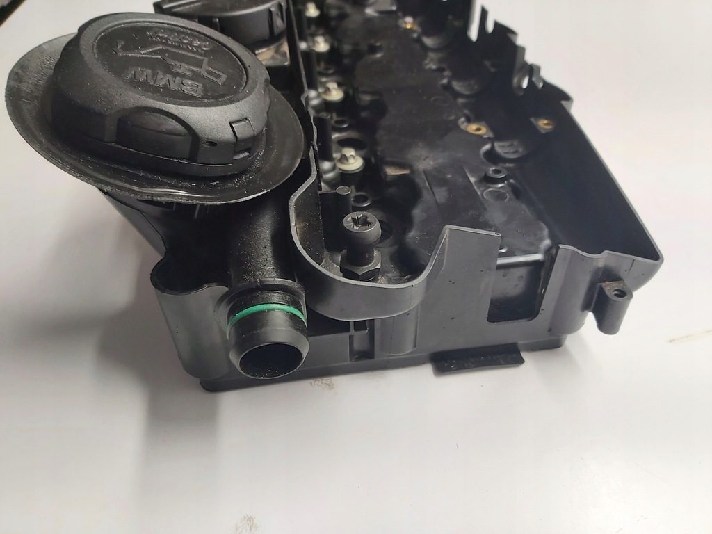 фото №5, Крышка крышка клапанов bmw e90 n47 2.0d 7797613