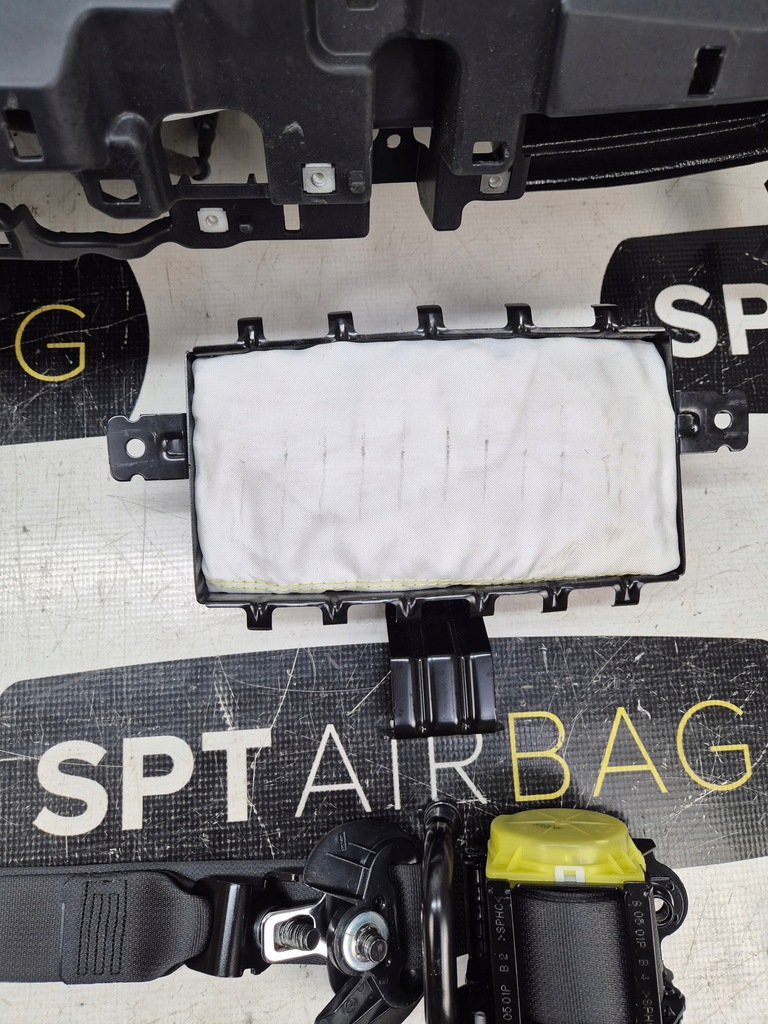 фото №7, Kia ev6 панель приладів консоль подушки безпеки ремені подушка безпеки