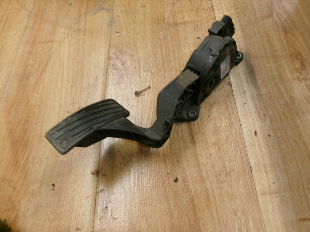 фото №1, Suzuki sx4 педаль газа потенциометр