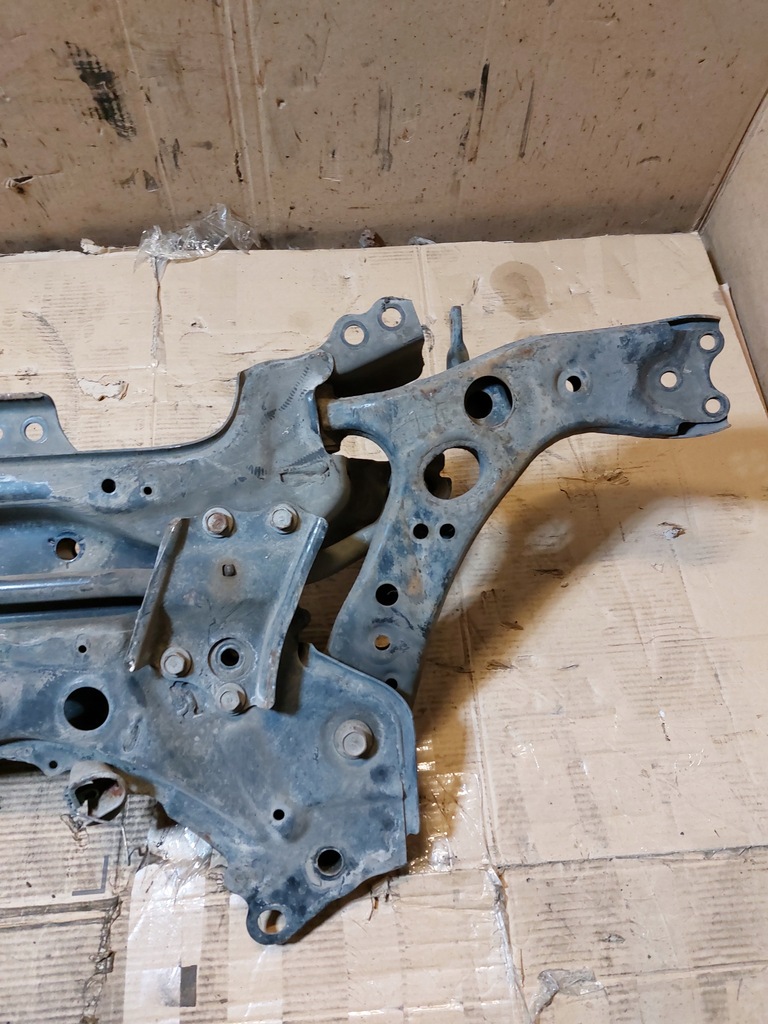 фото №8, Подрамник подрамник перед toyota prius iii