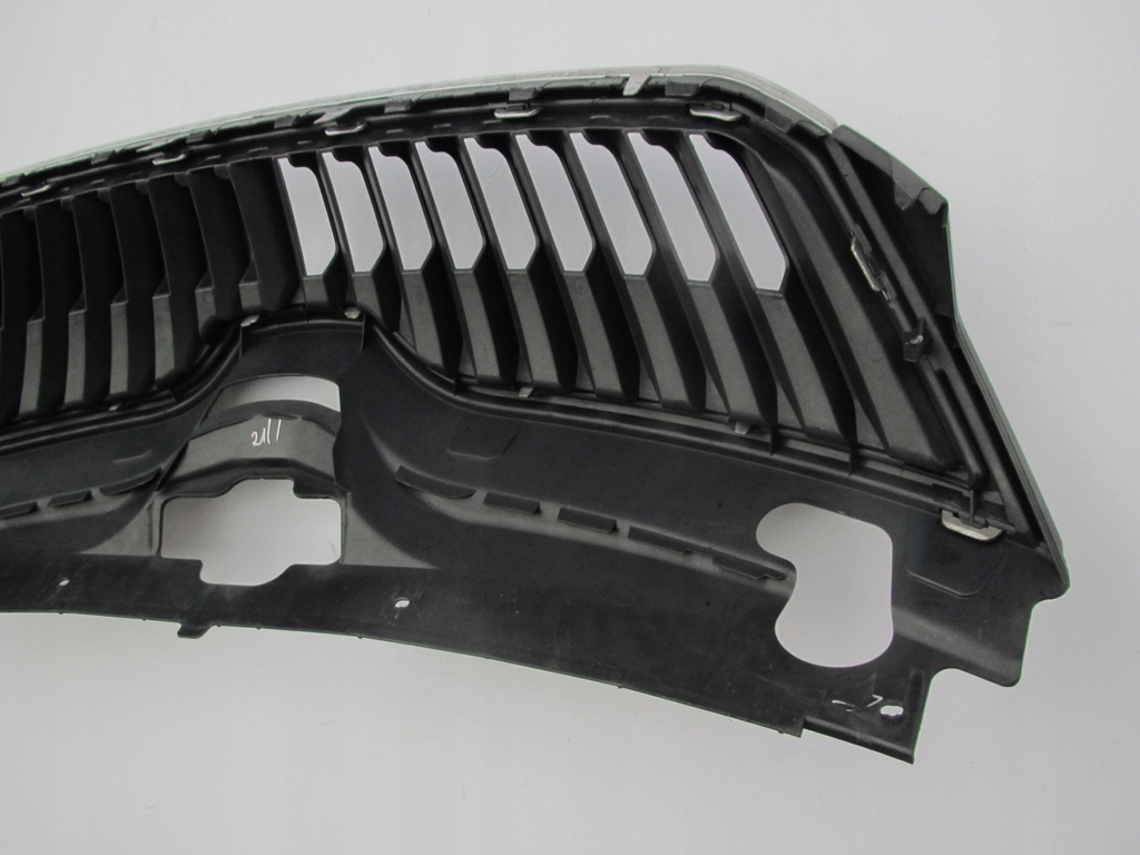 фото №14, Skoda rapid 5ja 2012 - 2016 решітка радіатора решітка радіатора хром оригінальний номер