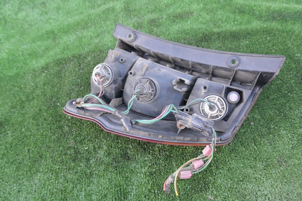 фото №9, Лампа левая задняя задняя mitsubishi pajero jdm shogun challenger sport