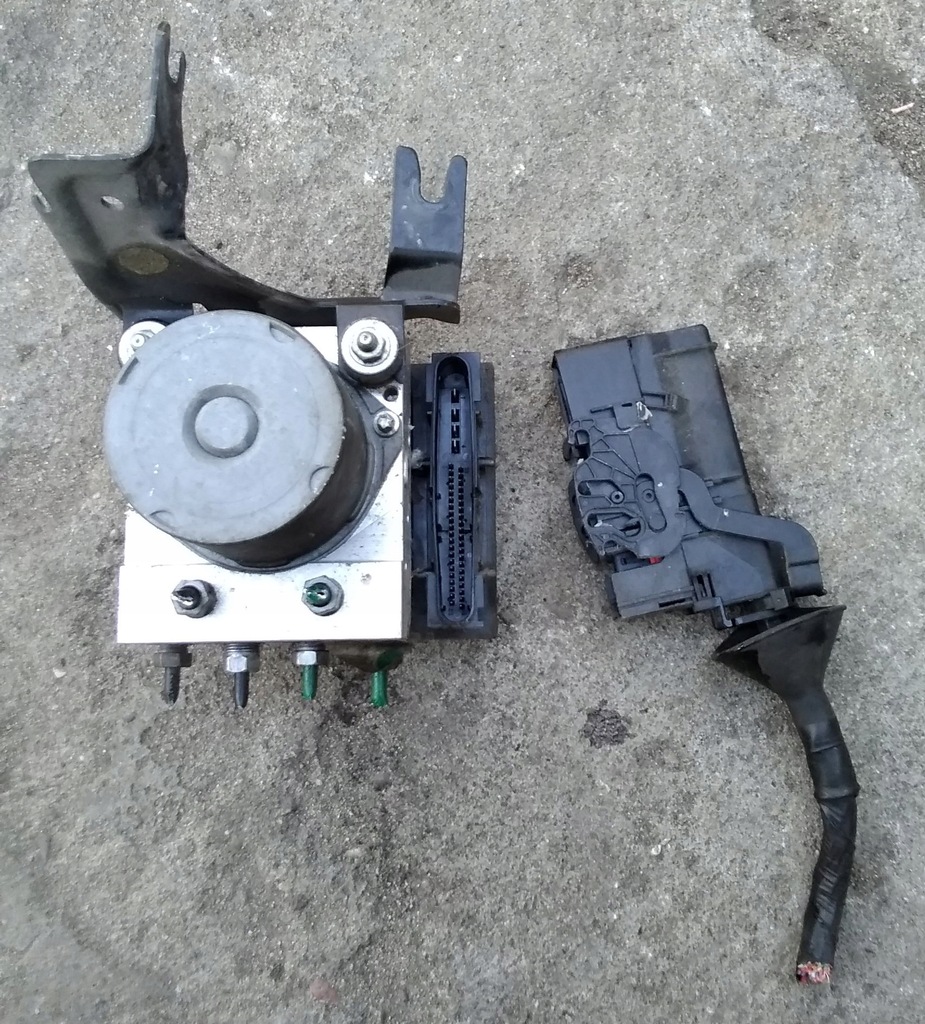 фото №7, Renault clio iii насос abs + штекер 8200890129